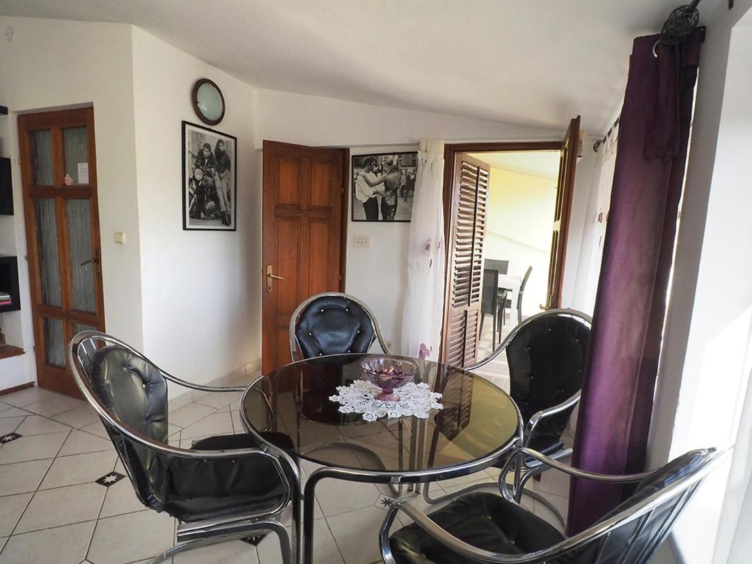 Apartment Dea *